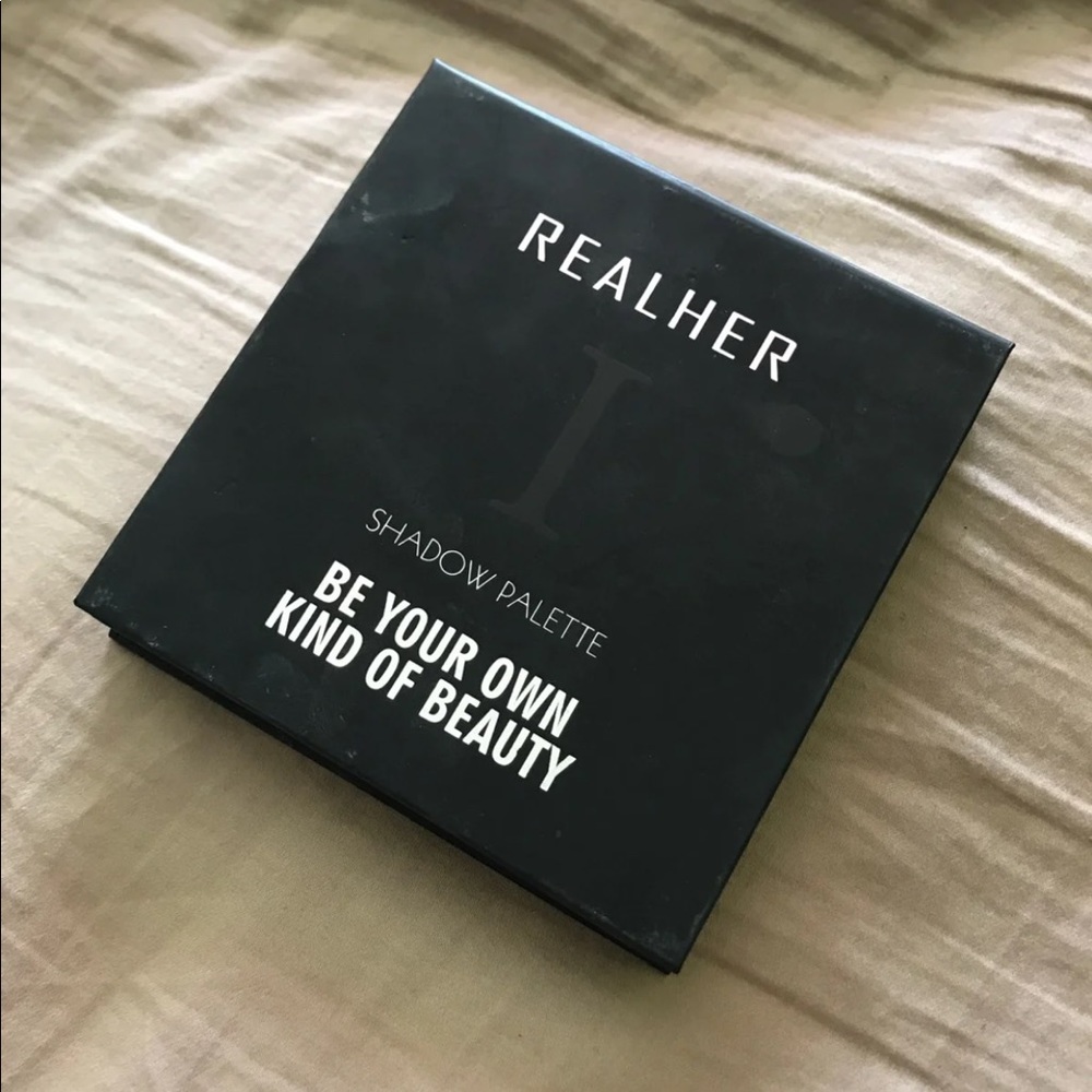 Real her vegan eyeshadow palette